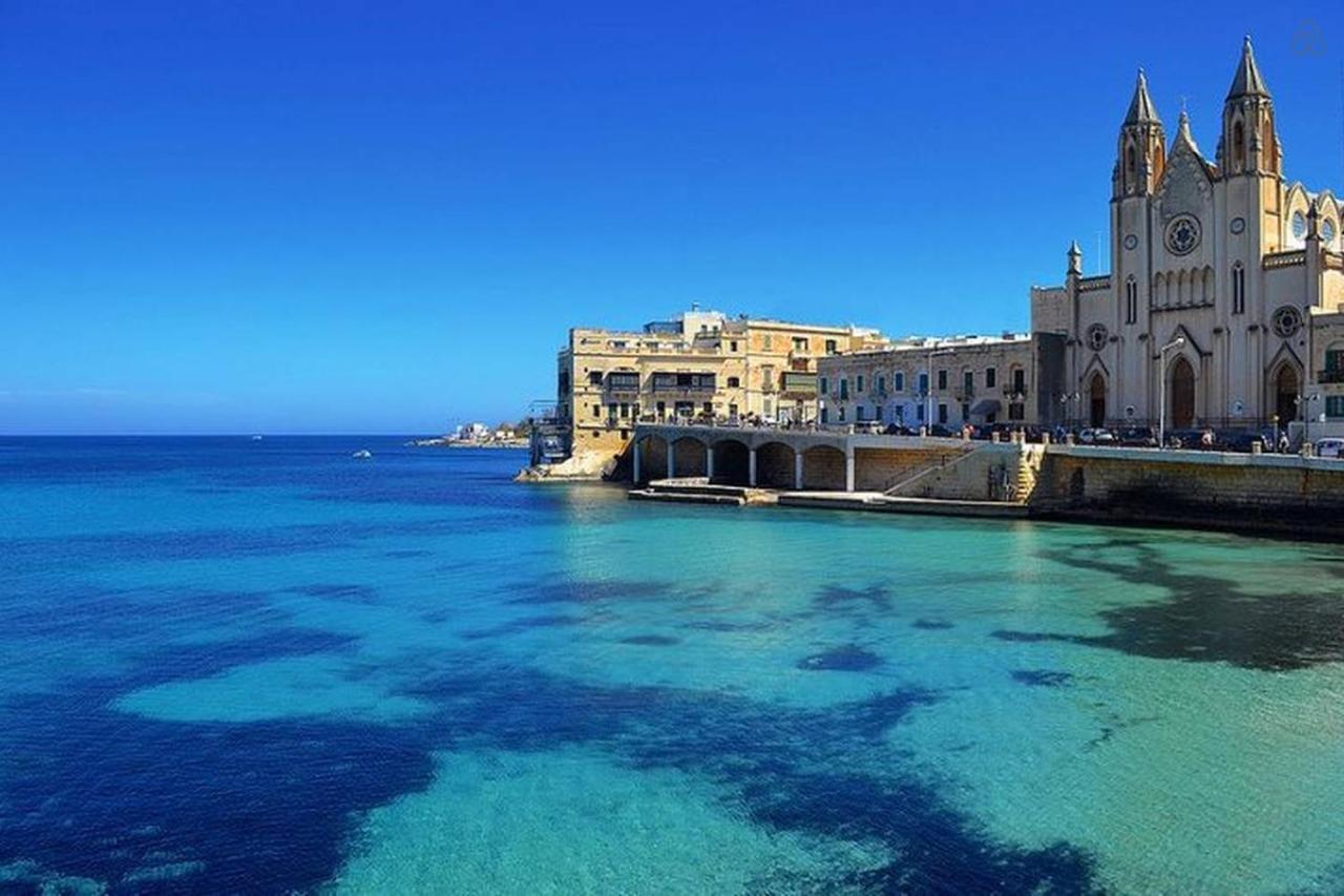 Cosy Apartment Steps To St George'S Bay San Ġiljan Exterior foto